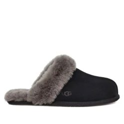 UGG Slippers Scufette II Black