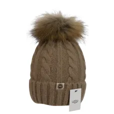 UGG Hat Sand