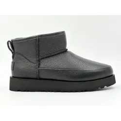 UGG Classic Sugar Ultra Mini Black
