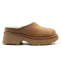 UGG New Heights Cozy Clog Chestnut